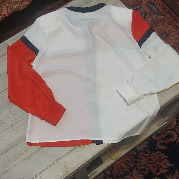 Colorblock Button-Up Shirt - Picture 6 of 6